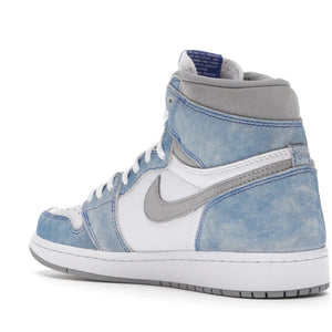 Nike Air Jordan 1 High 'Hyper Royal'
