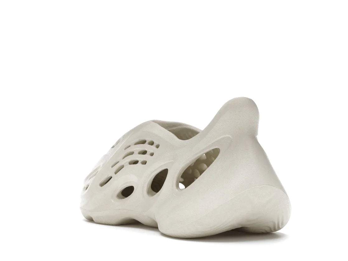 Adidas Foam RNNR 'Sand'