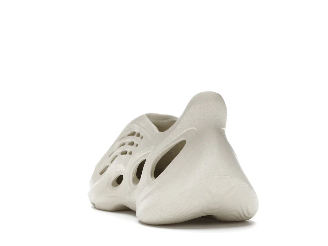 Adidas Foam RNNR 'Sand'