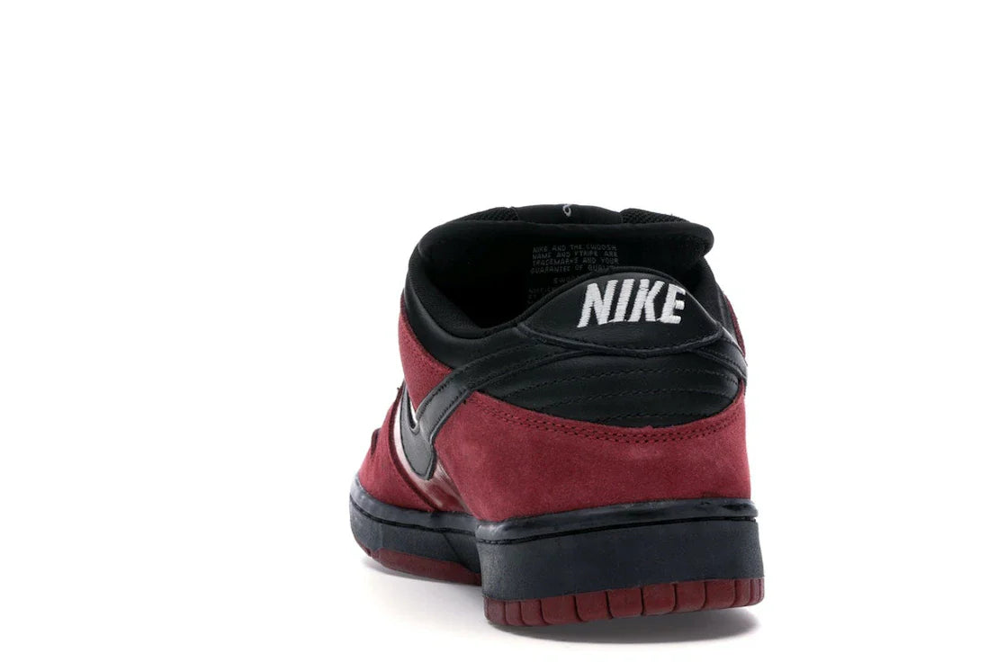 Nike	SB Dunk Low 'Milli Vanilli'