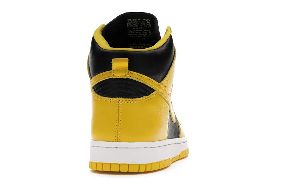 Nike	Dunk High 'Iowa/Varsity Maize'