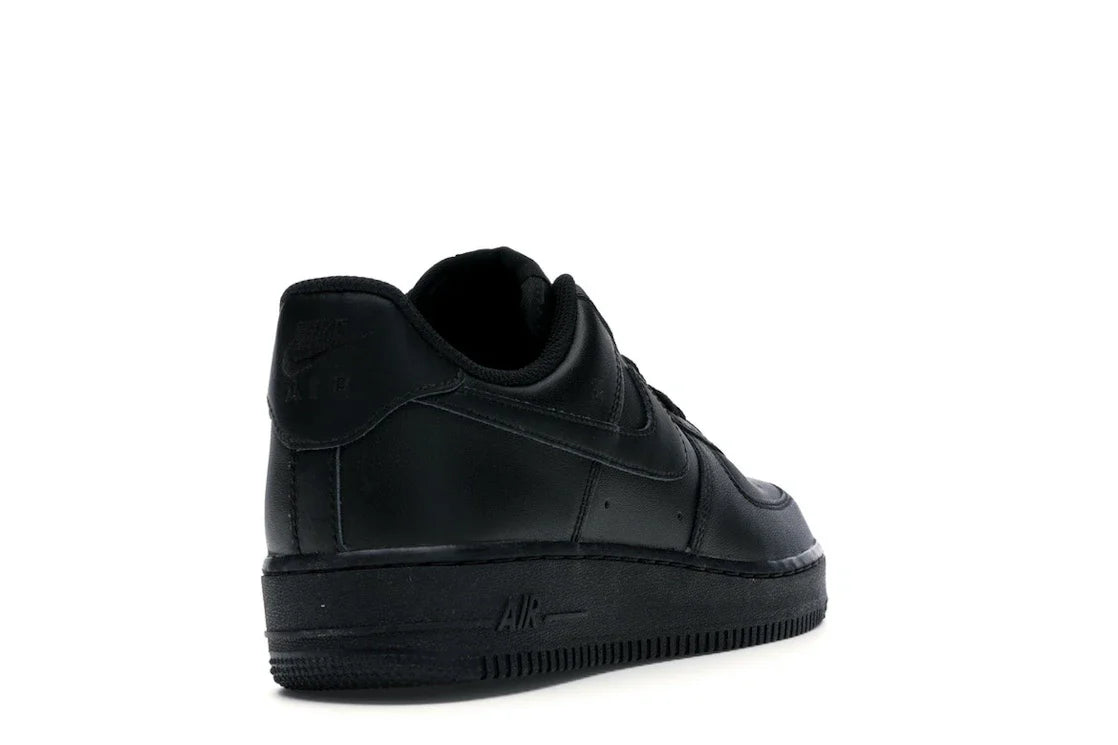 Nike Air Force 1 Low 07 'Triple Black'