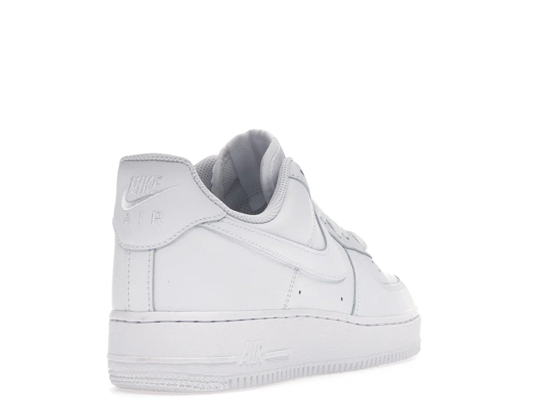 Nike Air Force 1 Low 07 'Triple White'