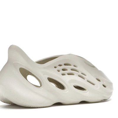 Adidas Foam RNNR 'Sand'