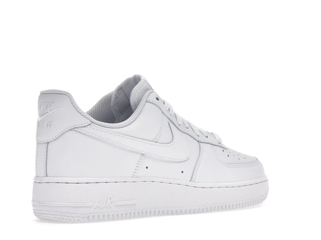 Nike Air Force 1 Low 07 'Triple White'