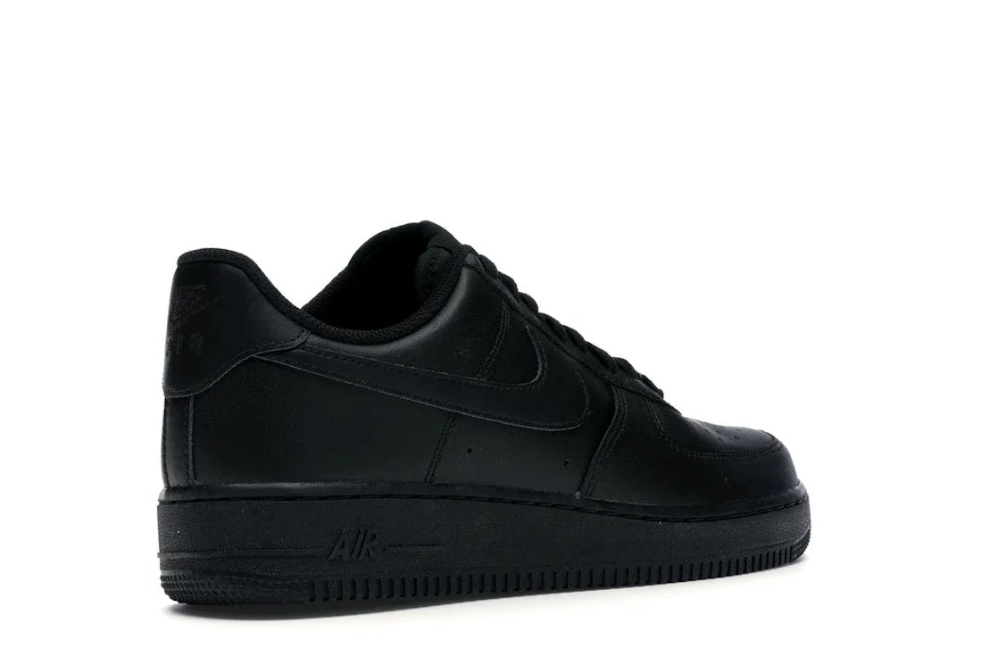 Nike Air Force 1 Low 07 'Triple Black'