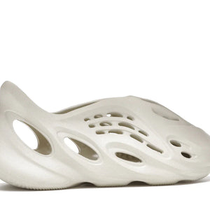 Adidas Foam RNNR 'Sand'