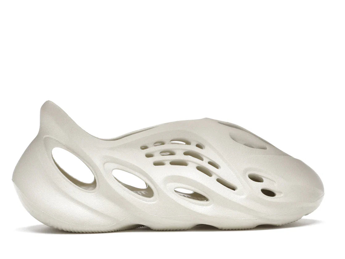 Adidas Foam RNNR 'Sand'