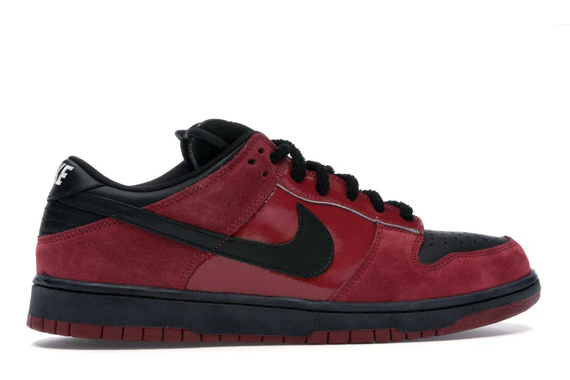 Nike	SB Dunk Low 'Milli Vanilli'