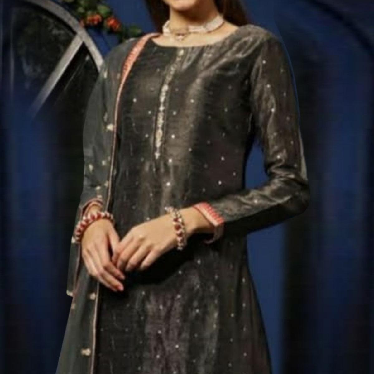 Imposing Grey Colored Partywear Woven Silk Stitched Suit