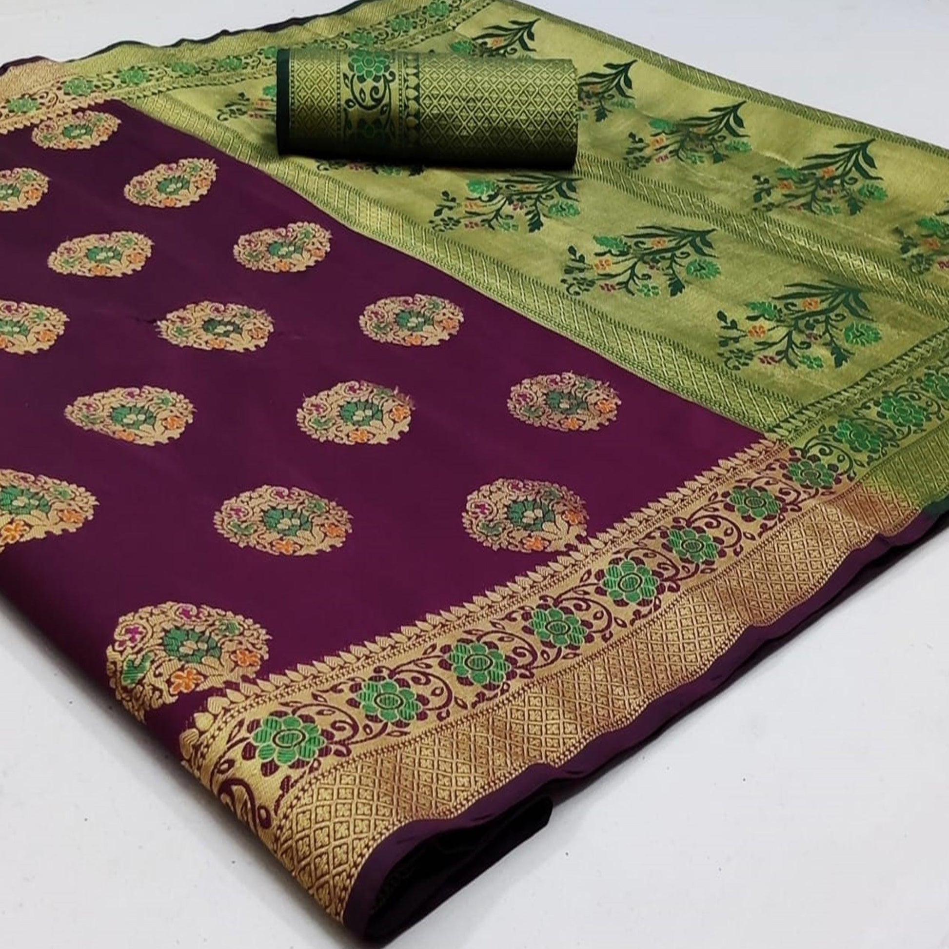 Imposing Purple Colored Festive Wear Woven Silk Saree