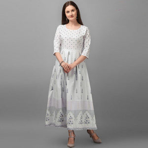 Imposing White Coloured Casual Wear Printed Rayon Malai Kurti
