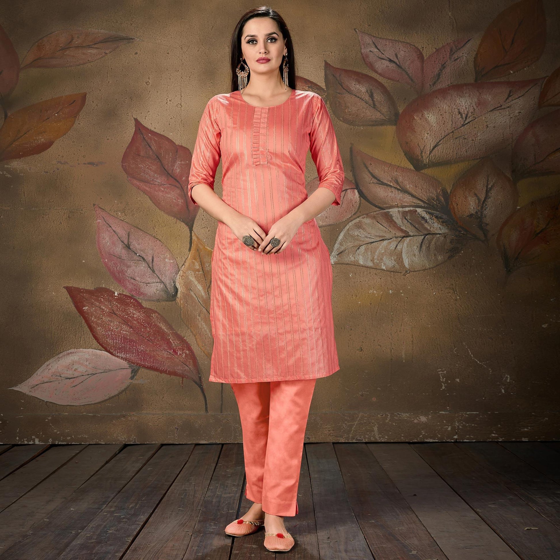 Impressive Peach Colored Casual Wear Printed Cotton Kurti