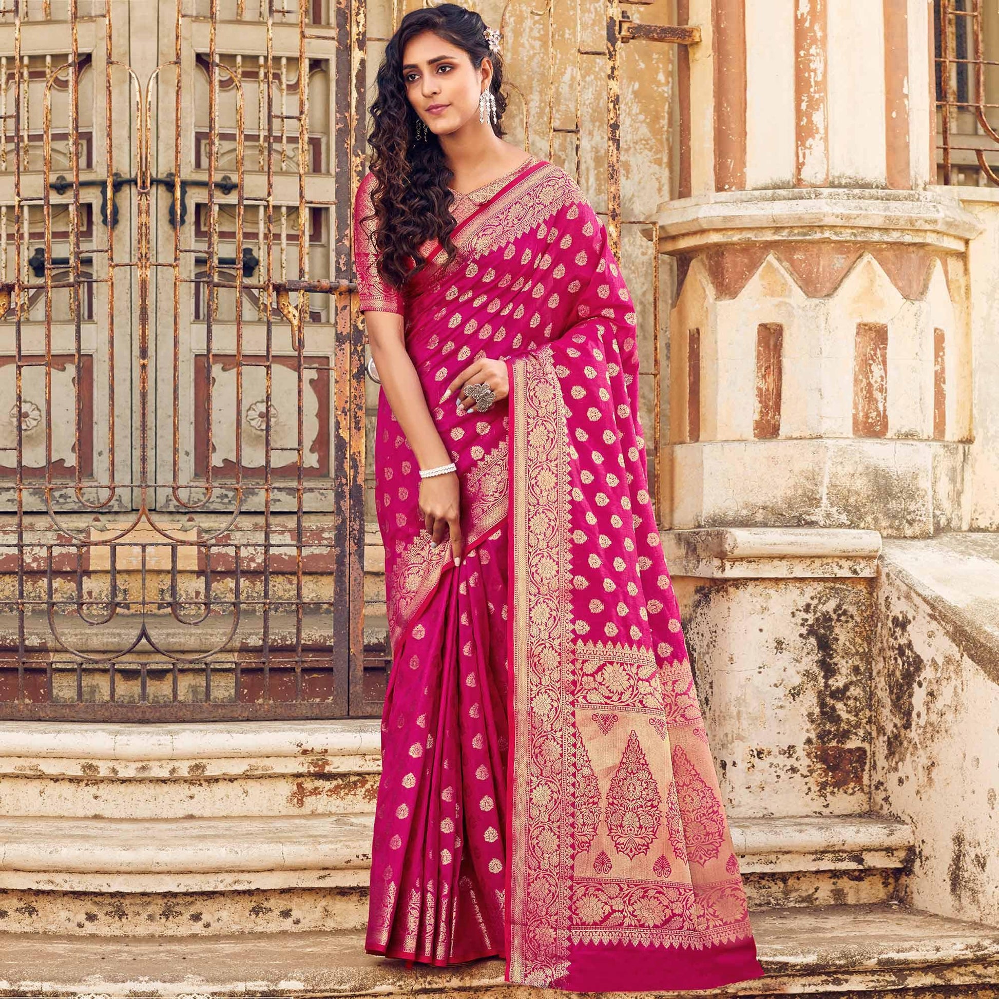 Innovative Pink Coloured Designer Partywear Weaving Silk Saree