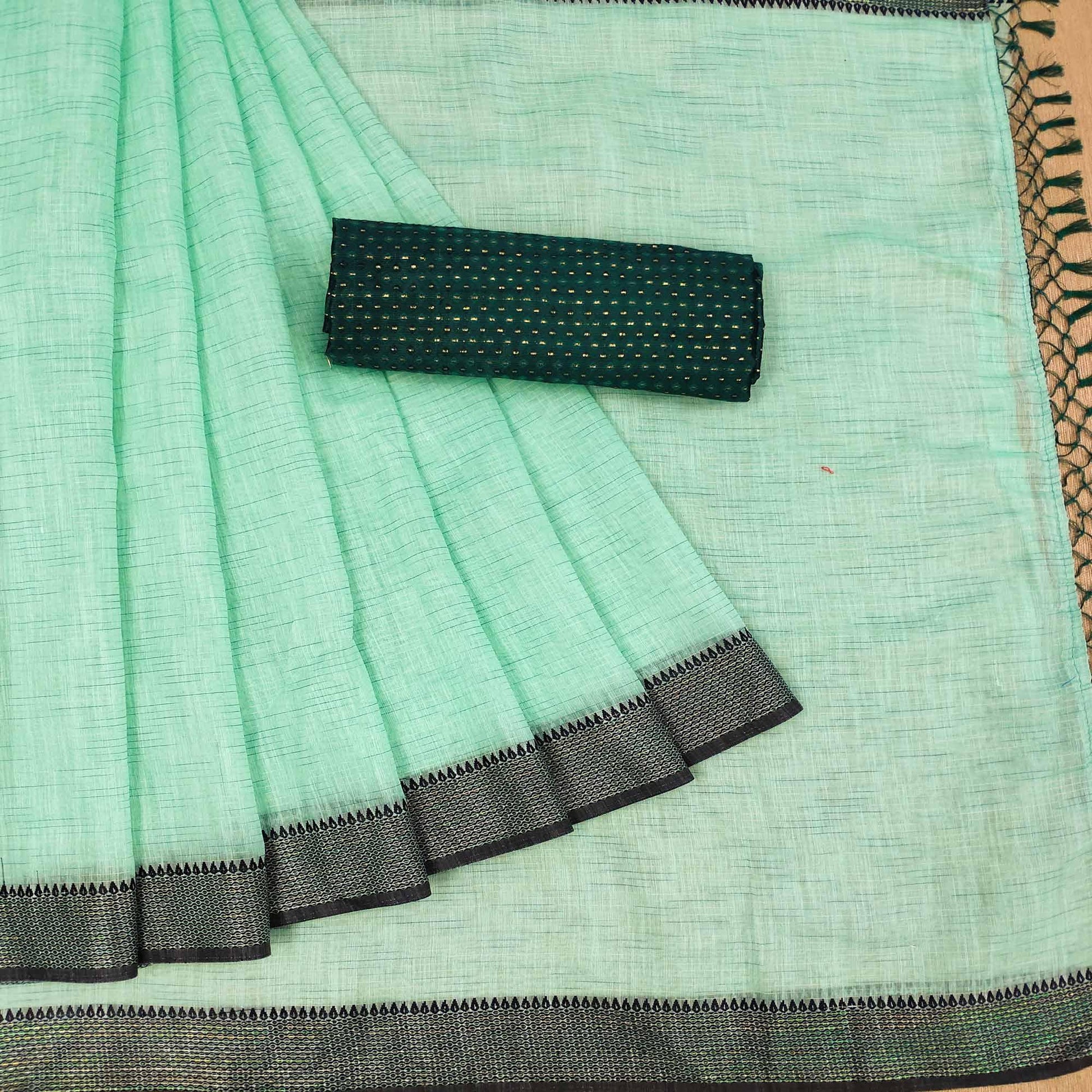 Innovative Rama Colored lining Pattern Casual Wear Cotton Saree