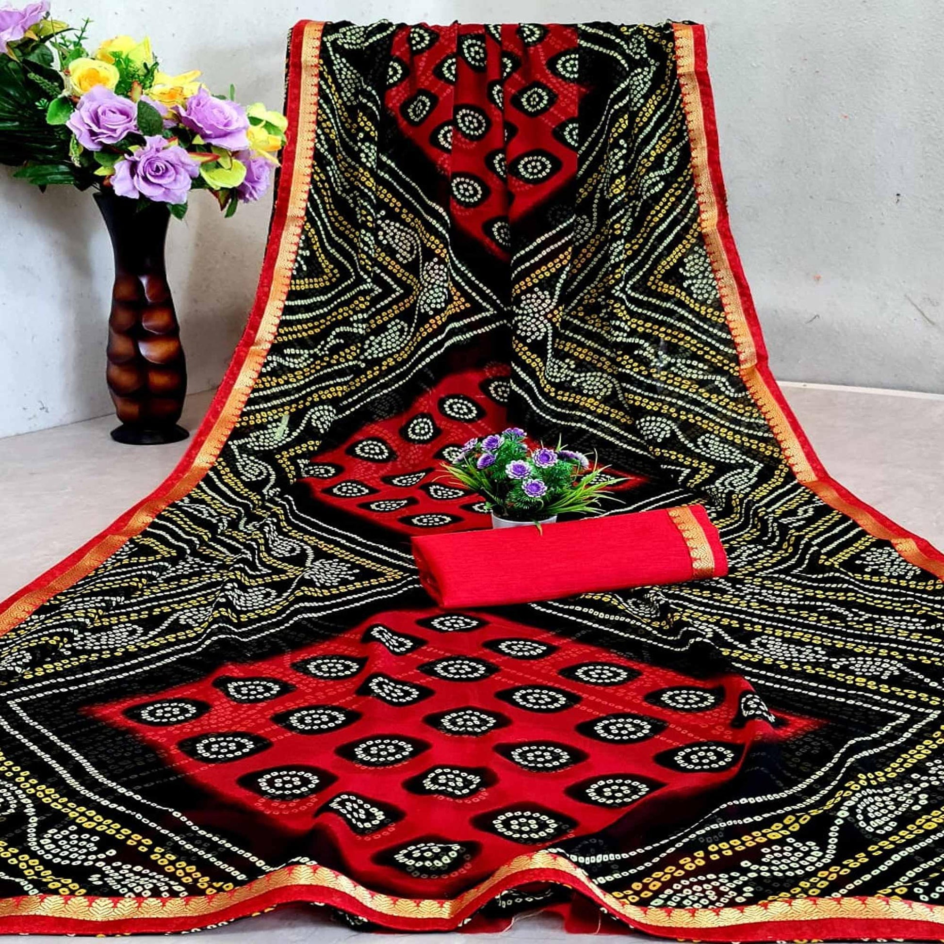 Innovative Red - Black Colored Festive Wear Woven Moss Georgette Saree