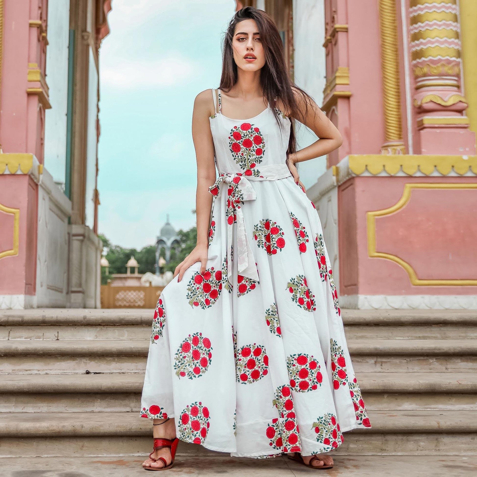 Innovative White Colored Casual Digital Floral Printed Cotton Gown With Matching Mask