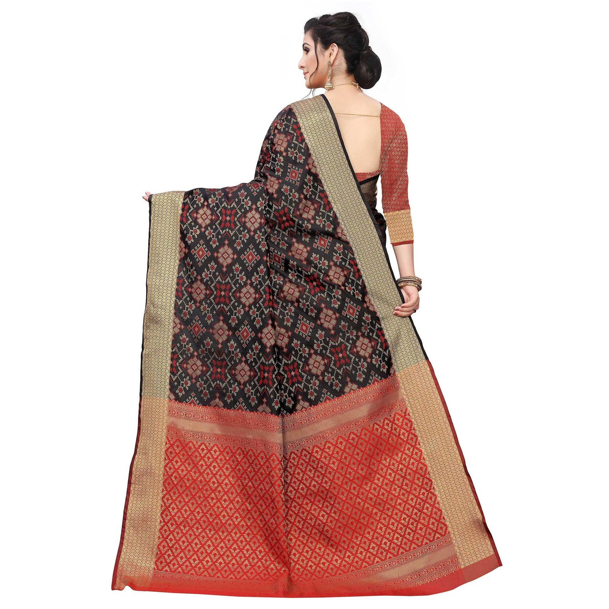 Jazzy Black Colored Festive Wear Woven Kanjivaram Silk Saree
