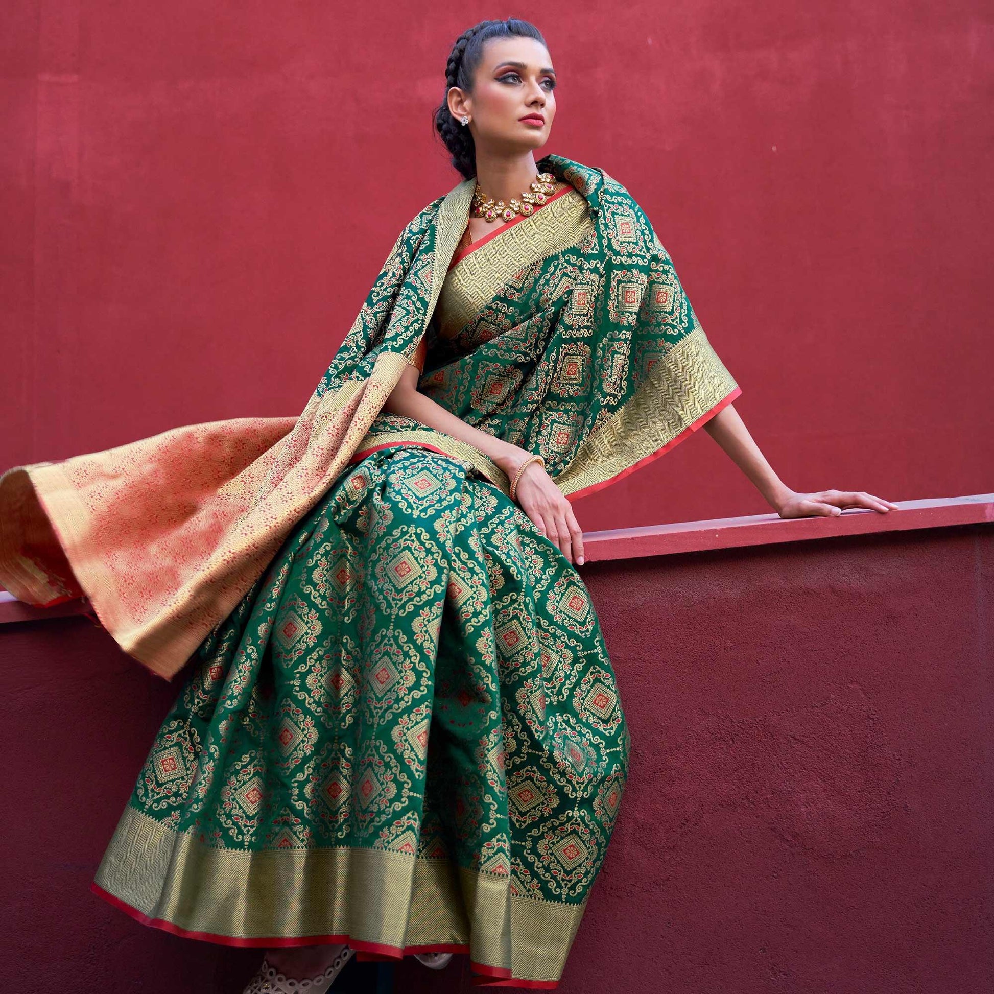Jazzy Green Colored Festive Wear Woven Silk Saree