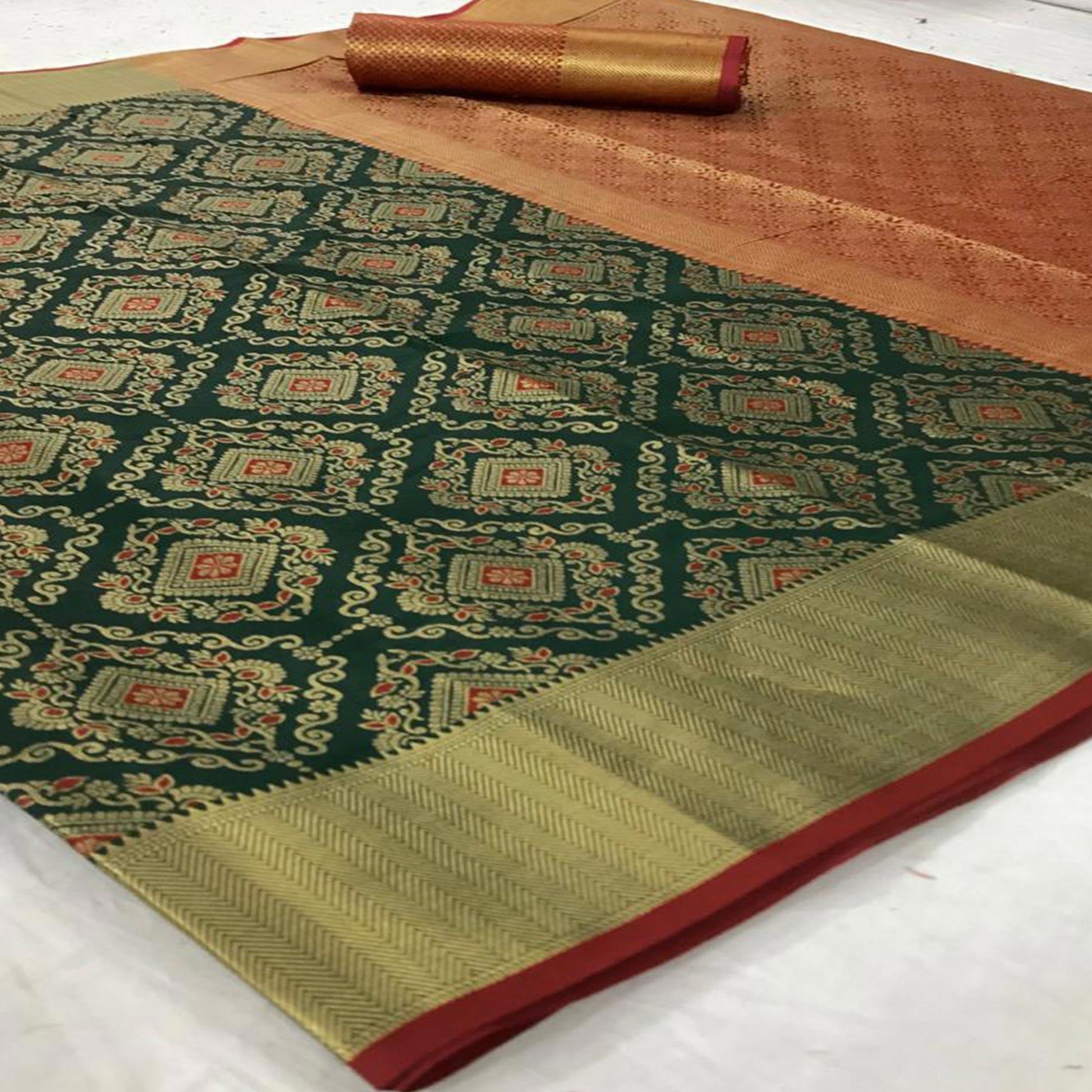 Jazzy Green Colored Festive Wear Woven Silk Saree