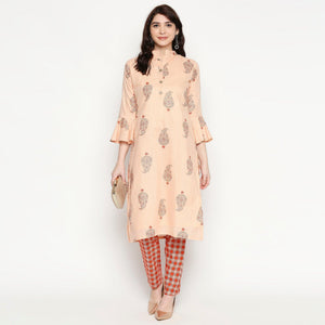 Jazzy Peach Colored Casual Wear Printed Cotton Kurti-Pant Set