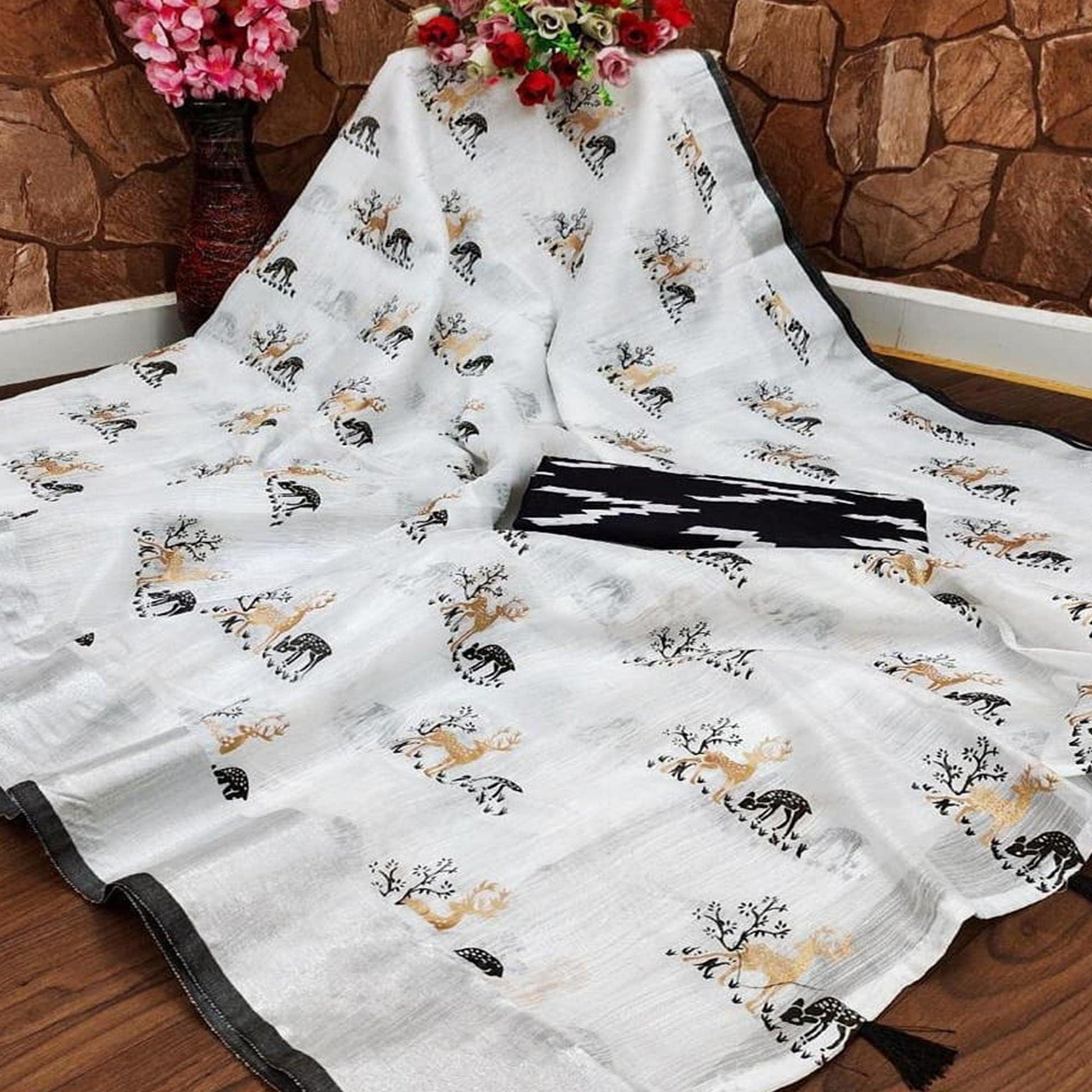 Jazzy White - Black Colored Casual Wear Digital Printed Linen Saree
