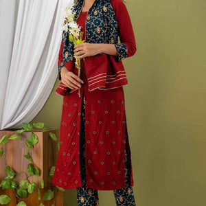 Women Red Cotton Round Neck Kurta wth Pant & Dupatta