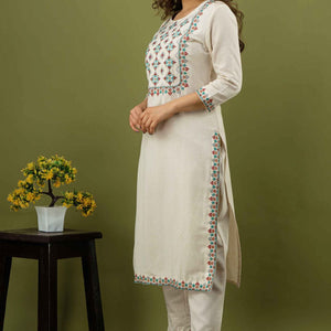 Women White Cotton Round Neck Kurti with Pant