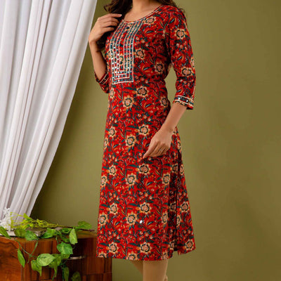 Women Floral Round Neck Cotton Kurti