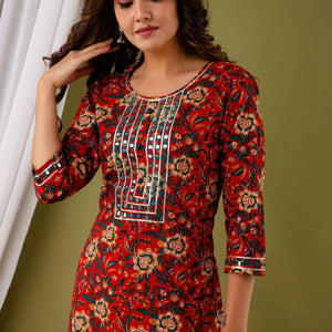 Women Floral Round Neck Cotton Kurti