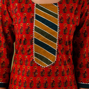 Women Red Cotton Floral Print Kurti with Pant