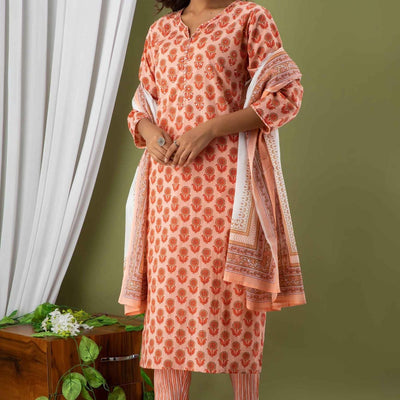 Women Peach Cotton Kurti with Pant & Dupatta