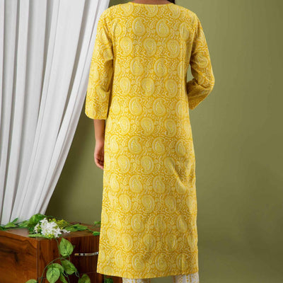 Women Yellow Paisley Print Cotton Kurti with Pant & Dupatta