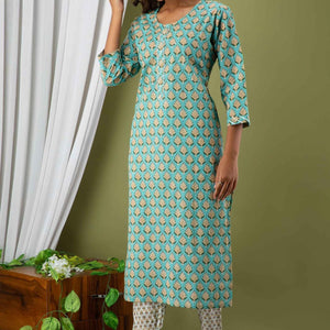 Women Sea Green Cotton Kurti with Pant & Dupatta