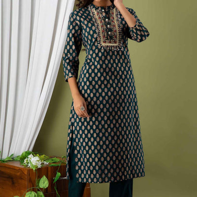 Women Cotton Foil Print Kurti with Pant & Dupatta