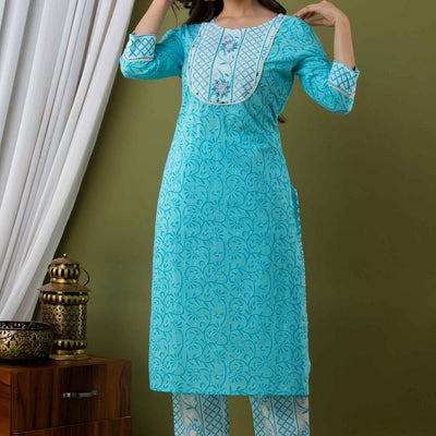 Women Blue Cotton Floral Print Kurti with Pant