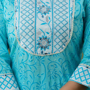 Women Blue Cotton Floral Print Kurti with Pant