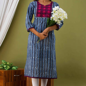 Women Blue Cotton Kurti