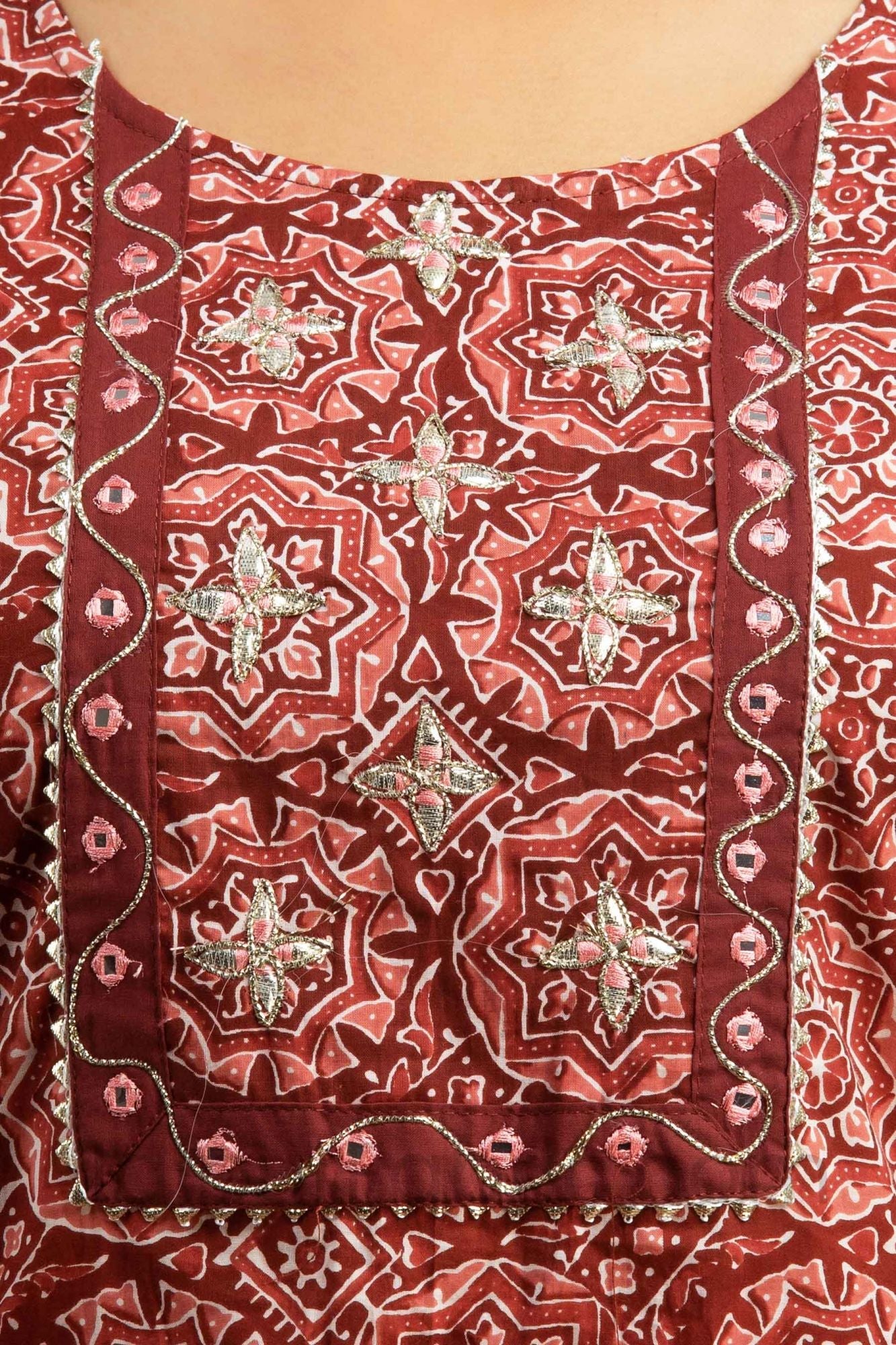 Women Maroon Cotton Kurti with Pant