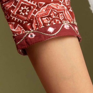 Women Maroon Cotton Kurti with Pant