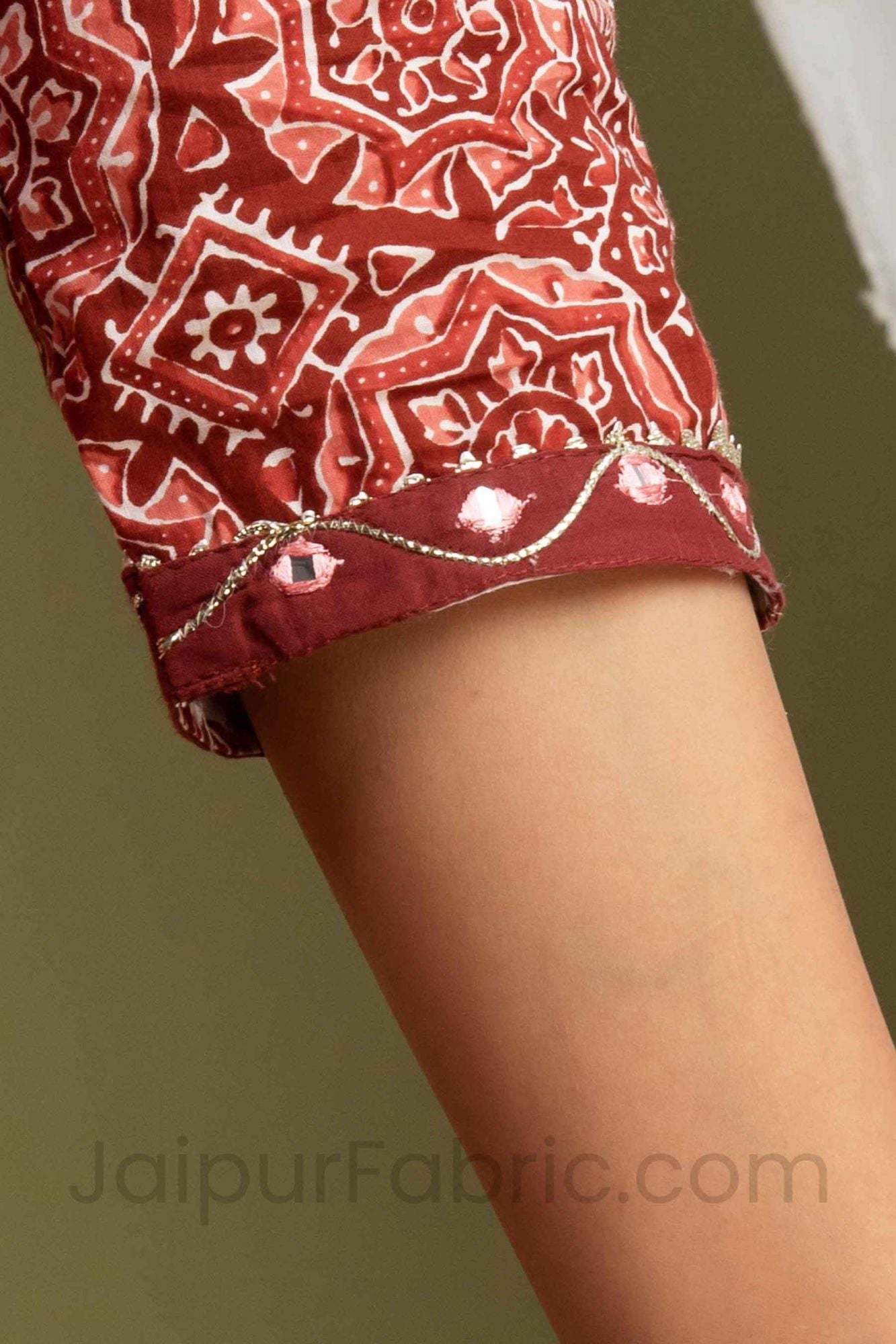 Women Maroon Cotton Kurti with Pant