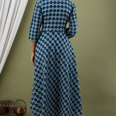 Women Boota Print Cotton Kurti
