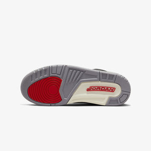 Jordan | AIR JORDAN 3 RETRO  { BLACK/FIRE RED-METALLIC GOLD