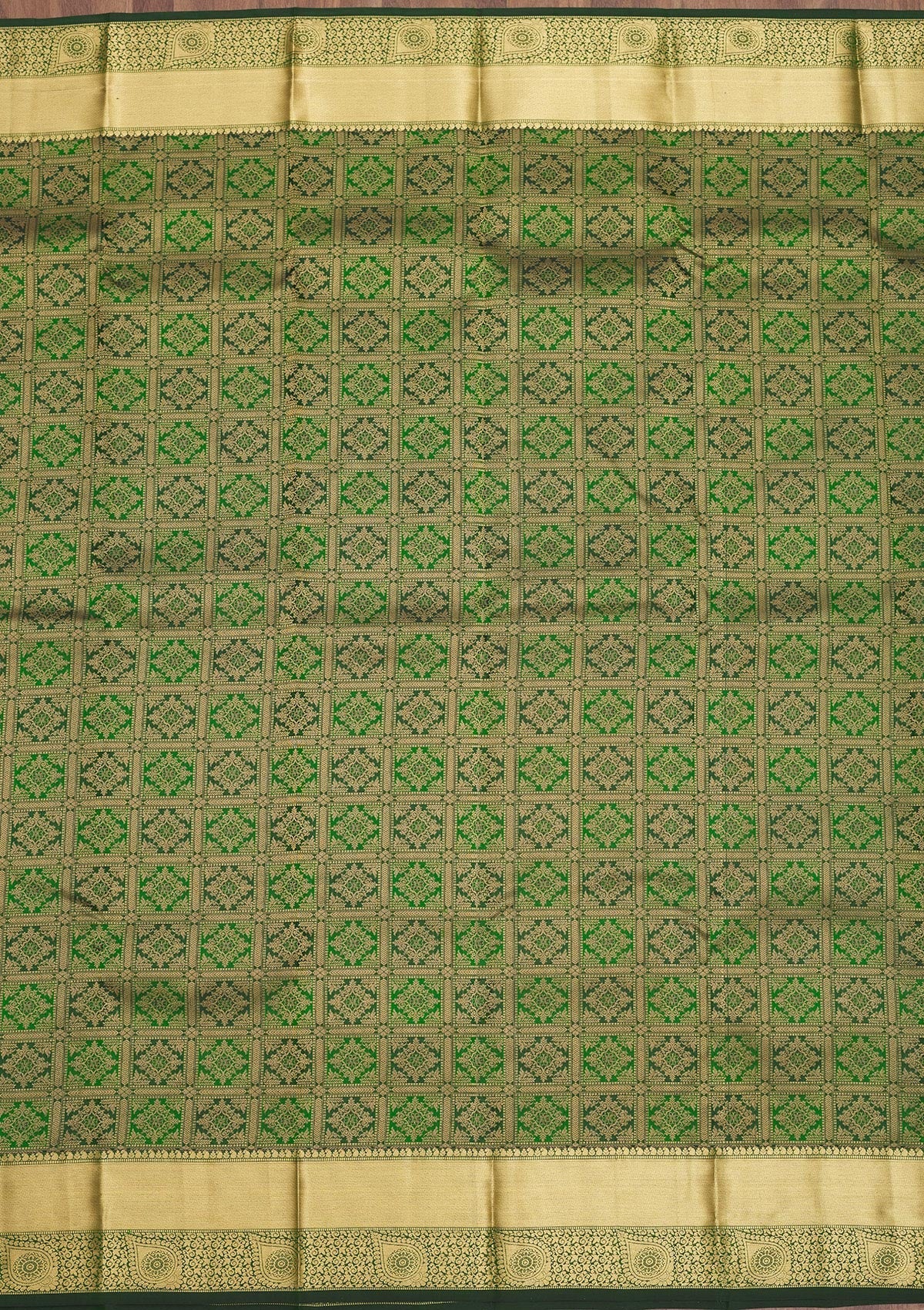 Bottle Green Zariwork Pure Silk Saree