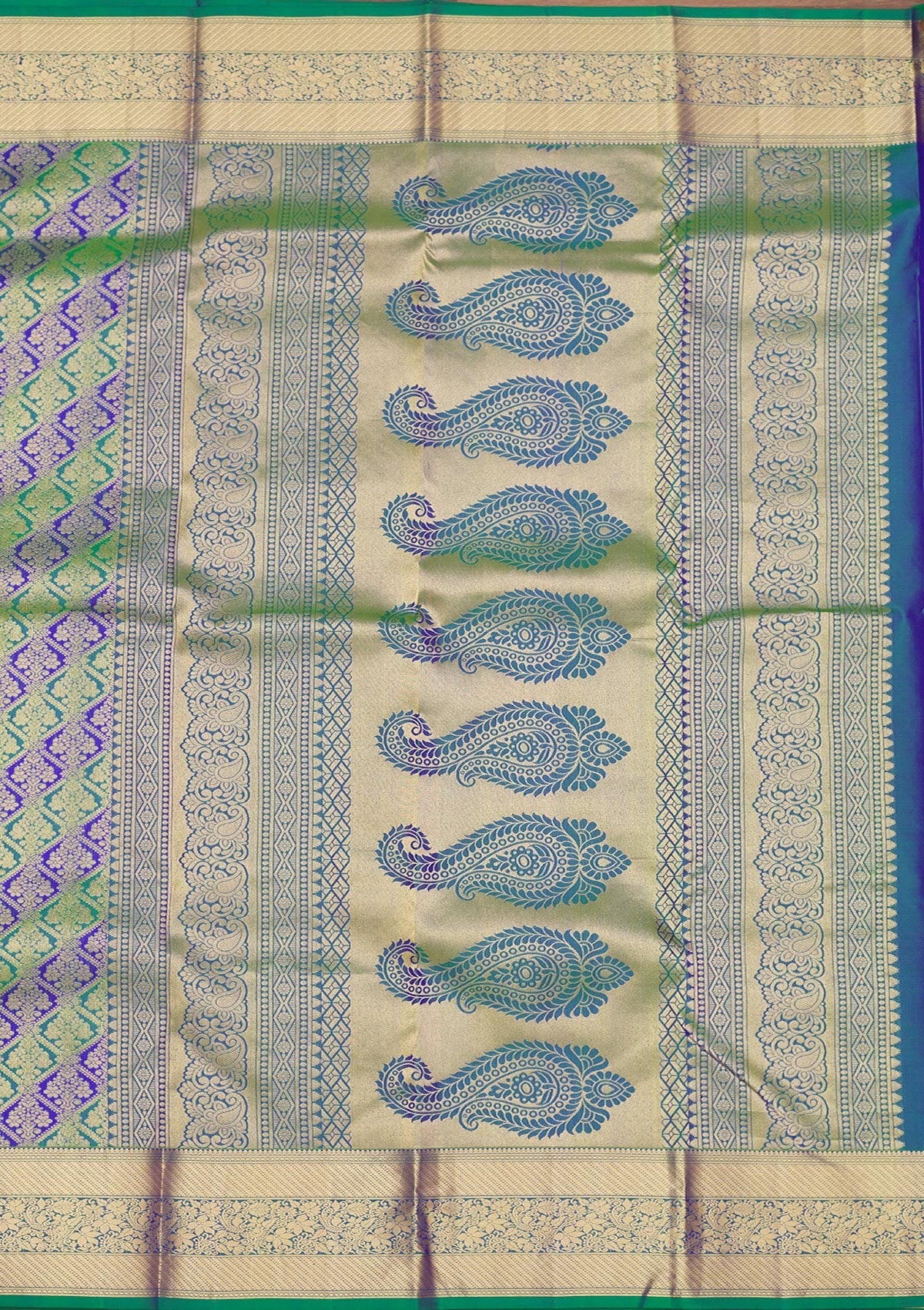 Bottle Green Zariwork Pure Silk Saree