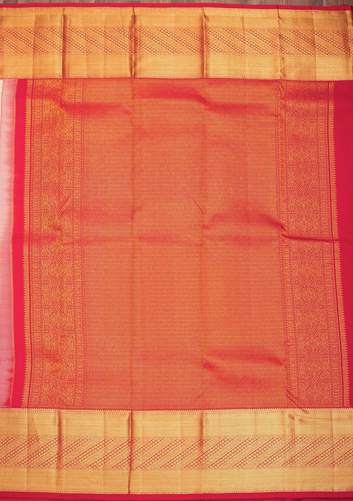 Cream Zariwork Pure Silk Saree