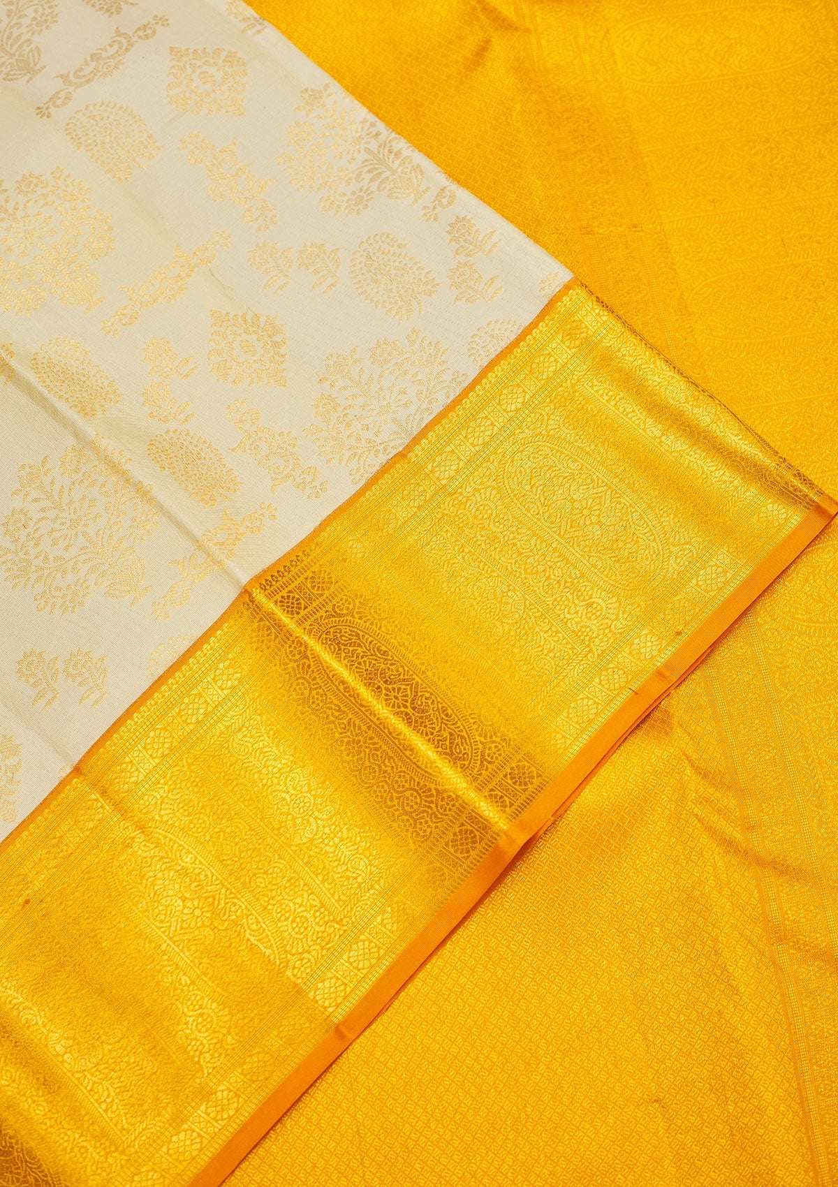 Cream Zariwork Pure Silk Saree