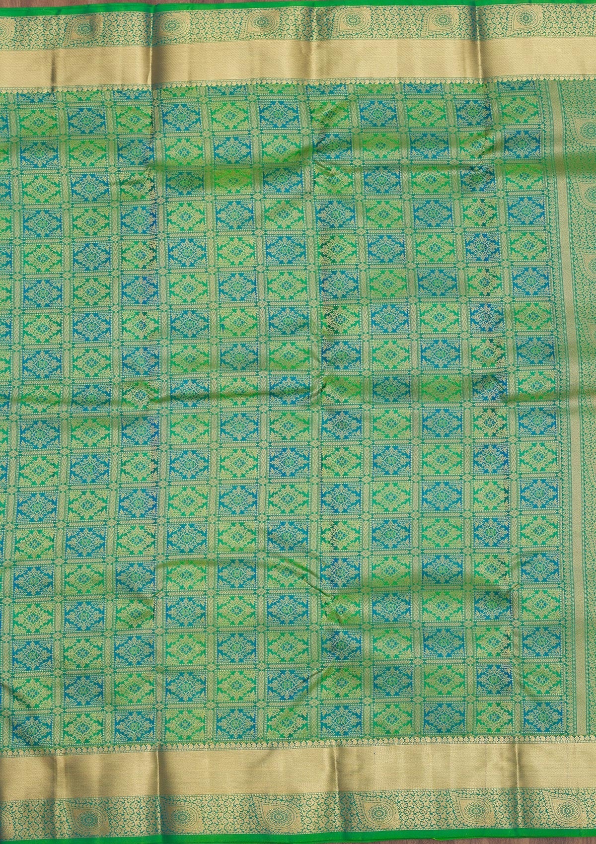Leaf Green Zariwork Pure Silk Saree