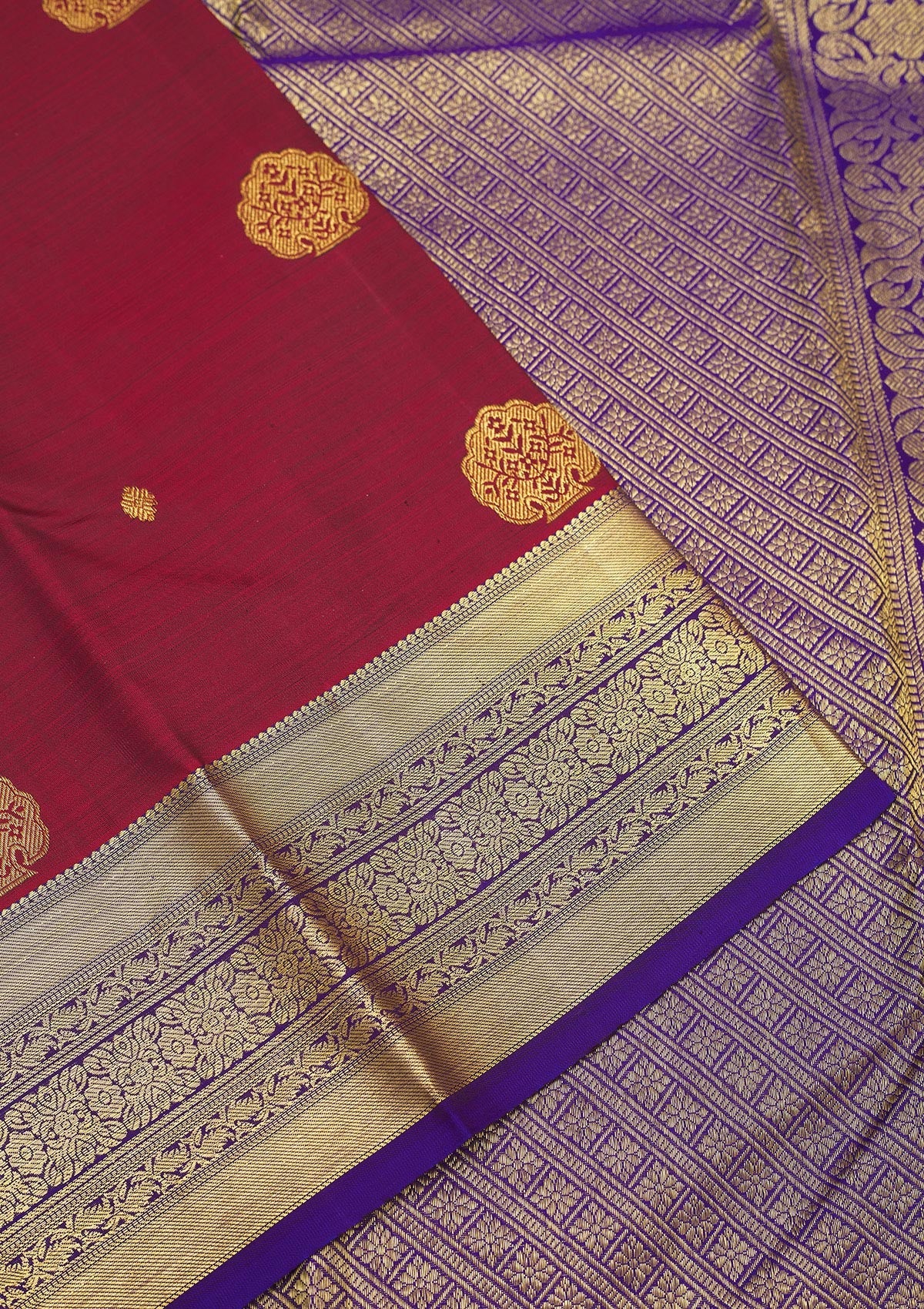 Maroon Zariwork Pure Silk Saree
