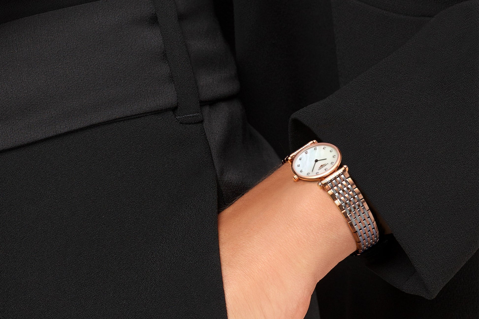 Longines La Grande Classique White Mother-Of-Pearl dial Women 24mm